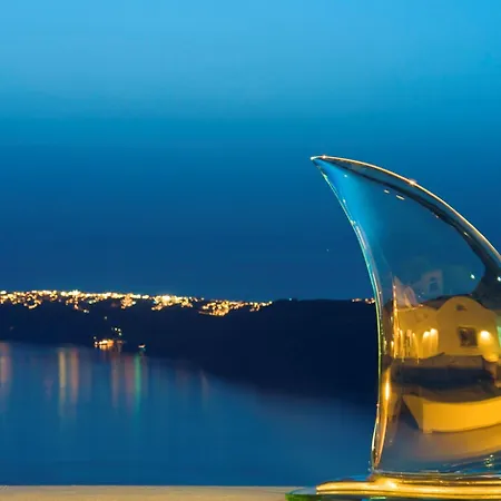 White Santorini 3*