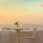 Hotel White Santorini 3*