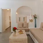 White Santorini Hotell