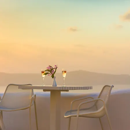 ホテル White Santorini 3*