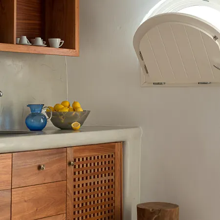 ホテル White Santorini イメロヴィグリ