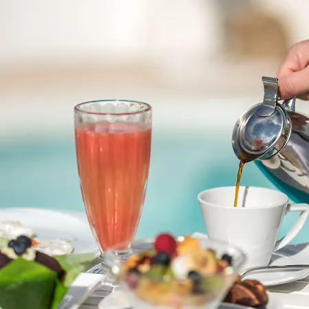 ホテル White Santorini イメロヴィグリ