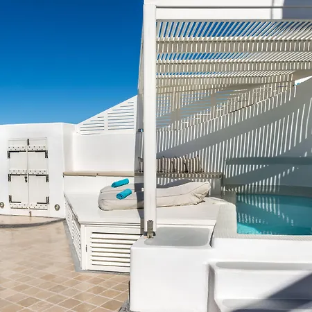 White Santorini 3* イメロヴィグリ