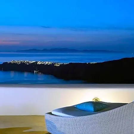 White Santorini ホテル 3*