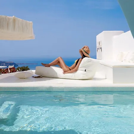 ホテル White Santorini イメロヴィグリ