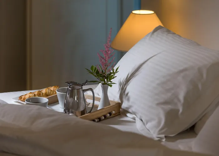 White Santorini Hotell