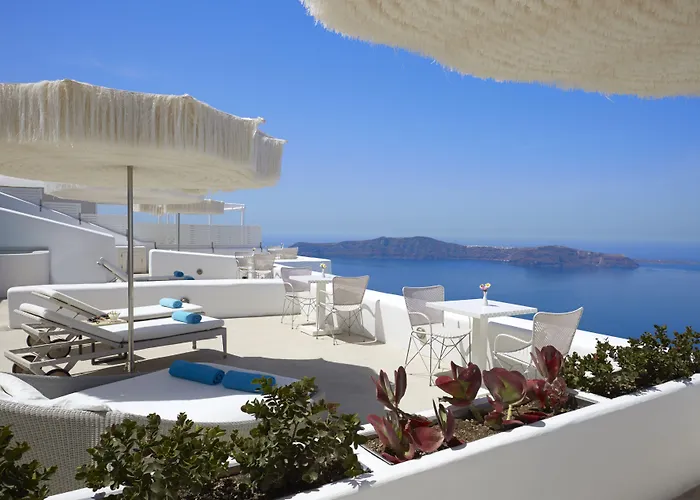 White Santorini 3*