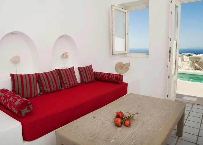 White Santorini 3*