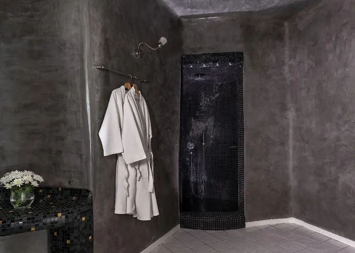 Отель White Santorini 3*