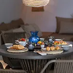 White Santorini Hotel