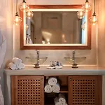 White Santorini Hotel