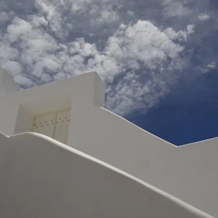White Santorini Hotel 3*