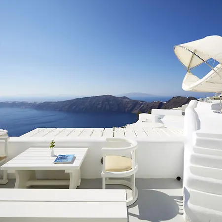 White Santorini إيميروفيغلي
