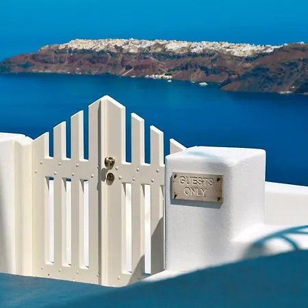 White Santorini Hotel