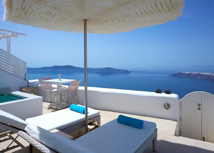 White Santorini Hotel 3*