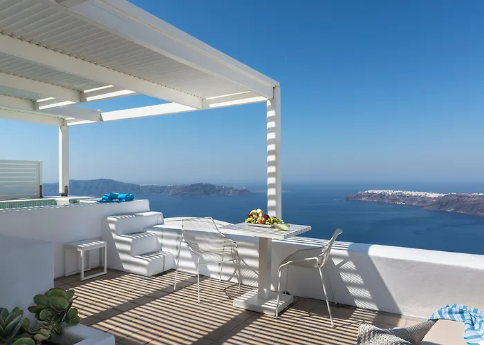 White Santorini Hotel 3*