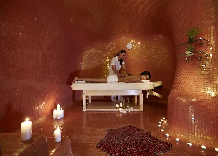 White Santorini Hotel 3*